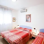 Lecci Lido Altanea *