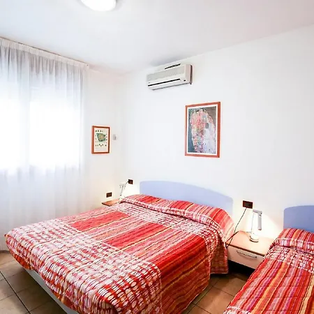 Lecci Lido Altanea *