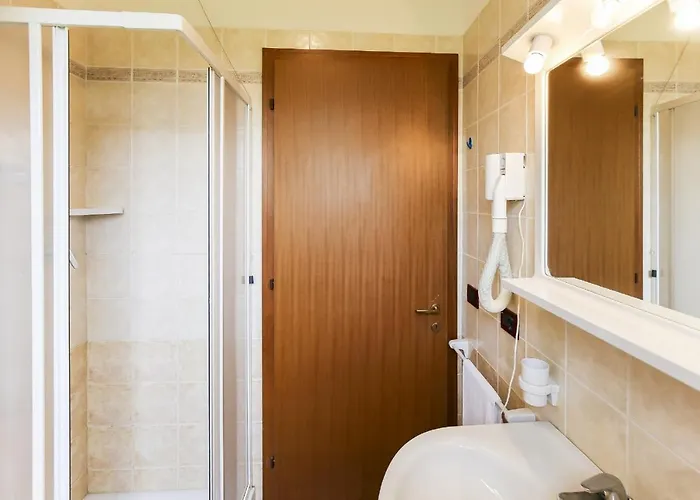 Lecci Lido Altanea *