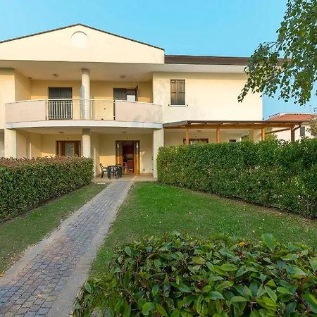 Lecci Lido Altanea Apartamento *