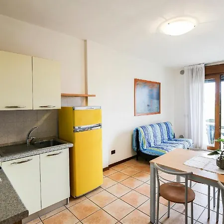 Lecci Lido Altanea Appartement
