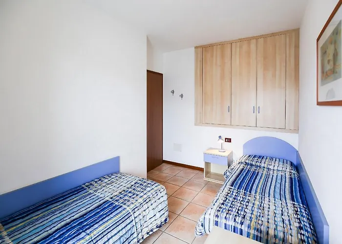 Lecci Lido Altanea Apartamento *